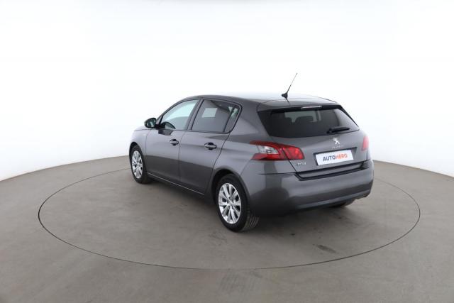 Peugeot 308 image 1