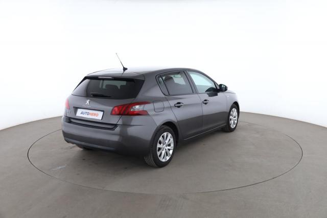 Peugeot 308 image 3