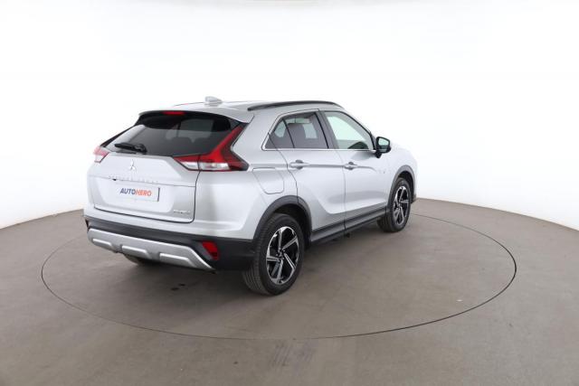 Mitsubishi Eclipse Cross image 3