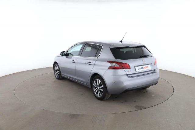 Peugeot 308 image 8