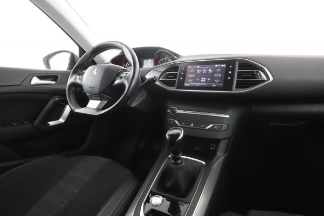 Peugeot 308 image 3