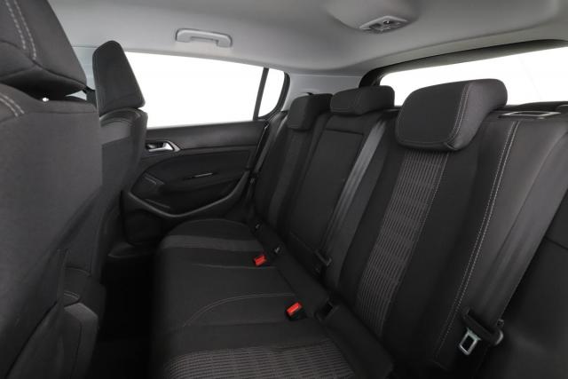 Peugeot 308 image 6