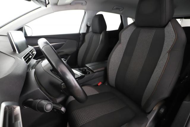 Peugeot 3008 image 8