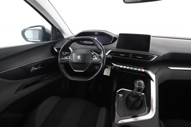 Peugeot 3008 image 6