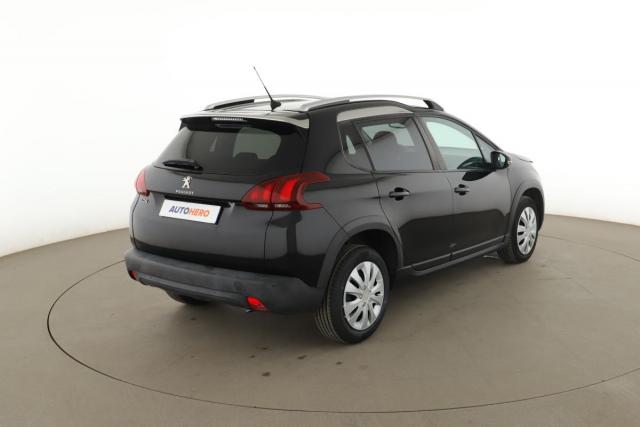 Peugeot 2008 image 8