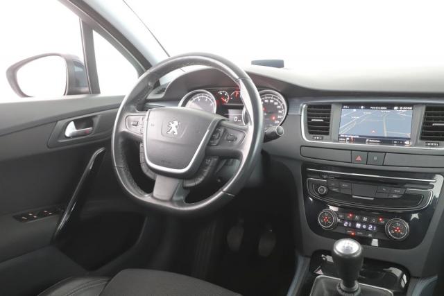 Peugeot 508 image 2