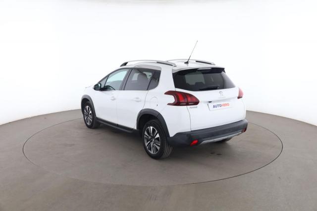 Peugeot 2008 image 9
