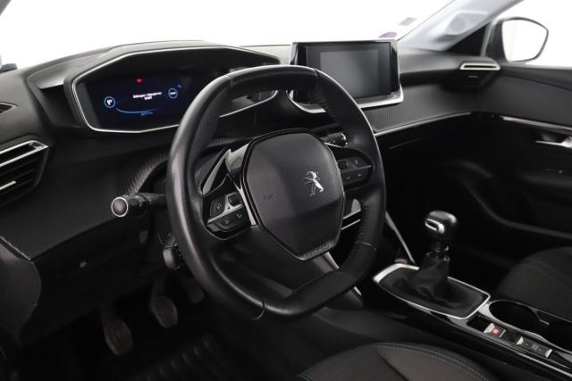 Peugeot 208 image 4