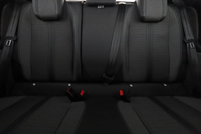 Peugeot 208 image 7