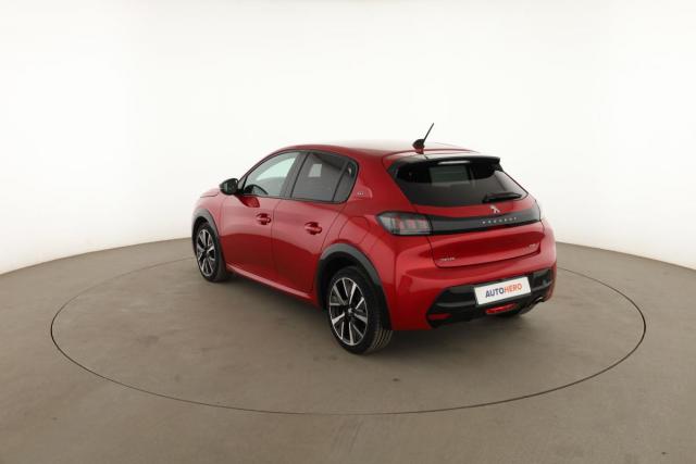 Peugeot 208 image 6