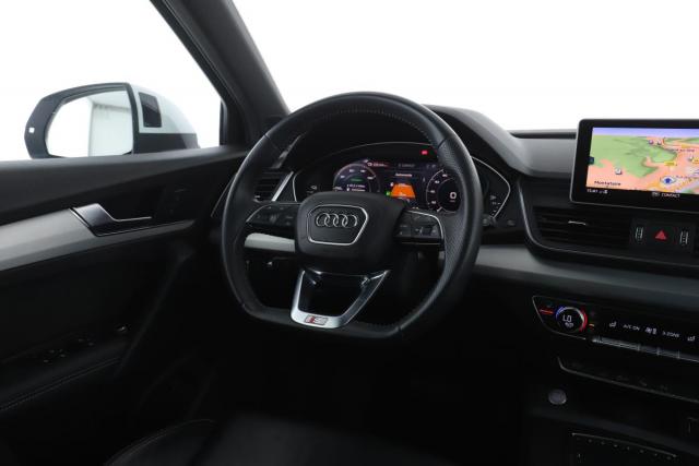 Audi Q5 image 1