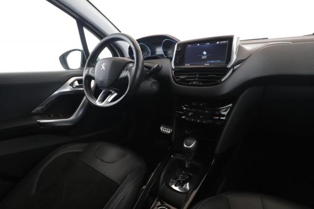 Peugeot 2008 image 4