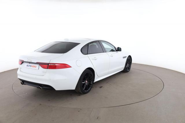 Jaguar Xf image 3