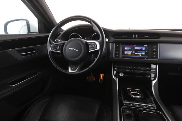 Jaguar Xf image 5