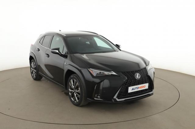 Lexus Ux image 6