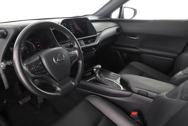 Lexus Ux image 4