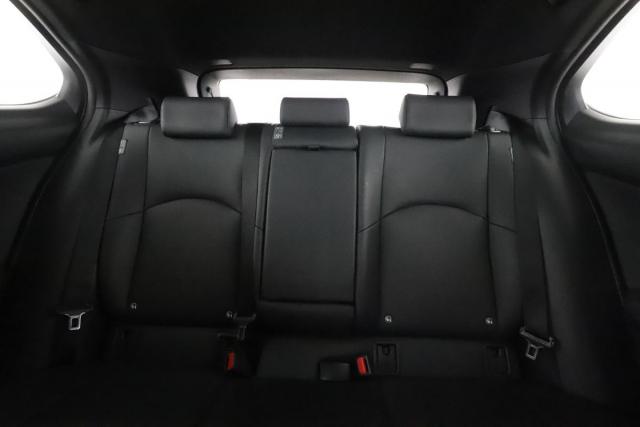 Lexus Ux image 2