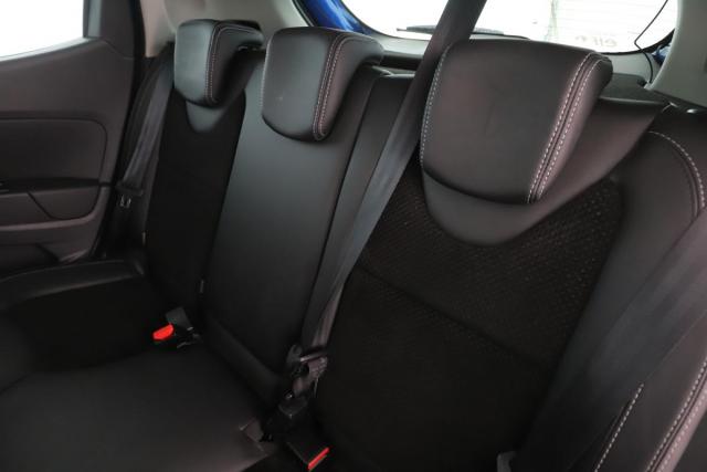 Renault Clio image 9