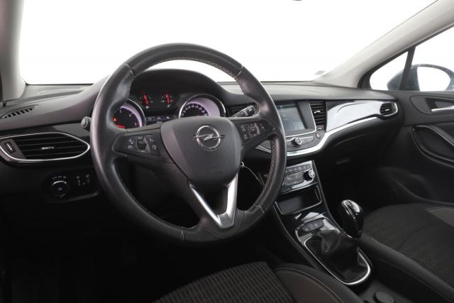 Opel Astra image 9