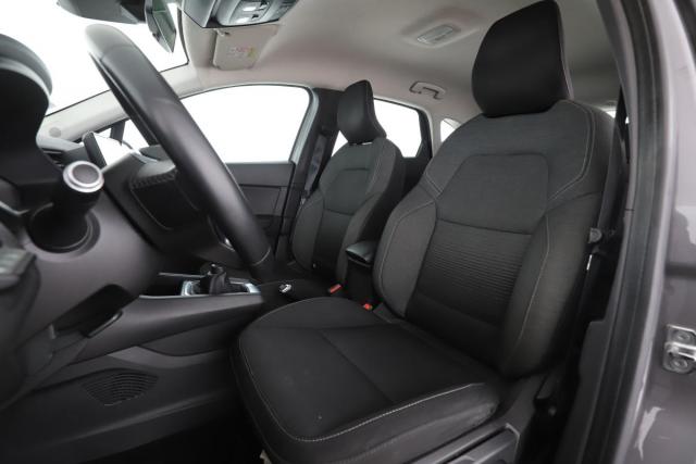 Renault Captur image 1