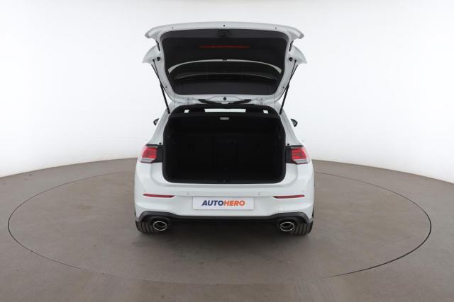 Volkswagen Golf image 1