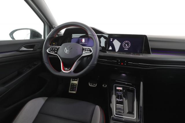 Volkswagen Golf image 2