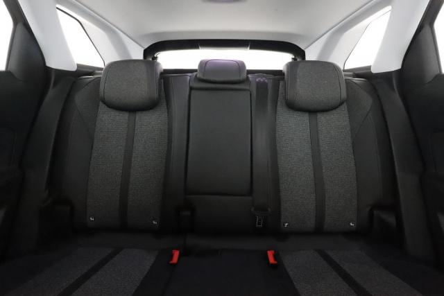 Peugeot 3008 image 8