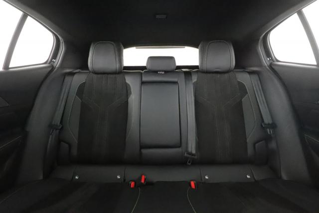 Peugeot 408 image 3