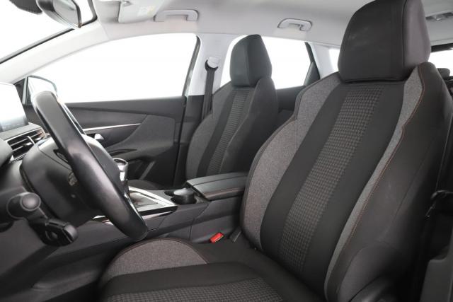 Peugeot 3008 image 3