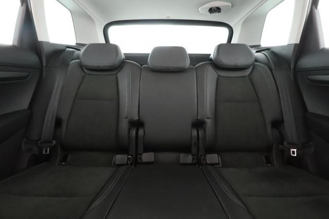Skoda Karoq image 2