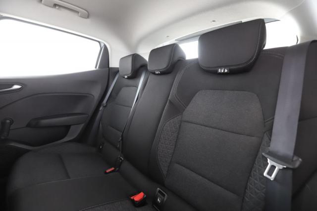 Renault Clio image 9