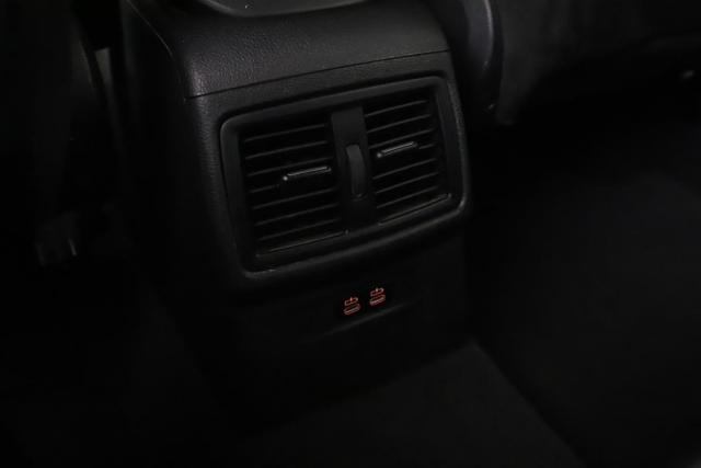 Bmw X1 image 5