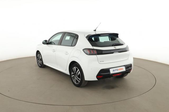 Peugeot 208 image 2