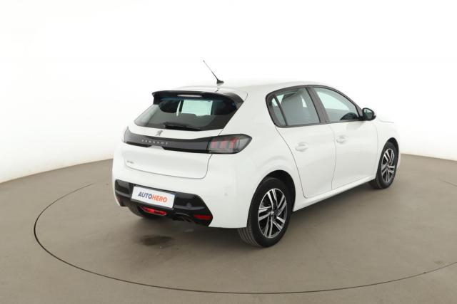 Peugeot 208 image 4