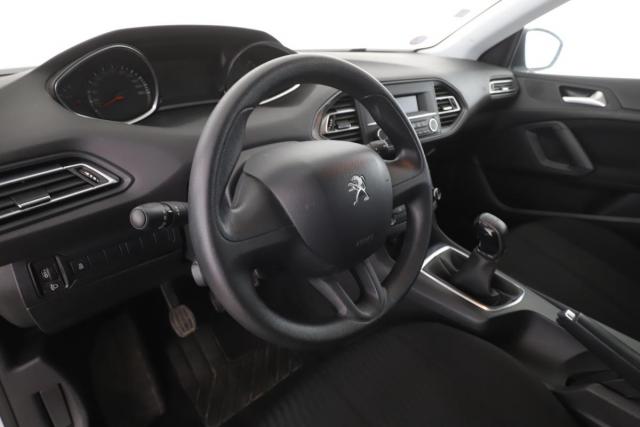 Peugeot 308 image 8