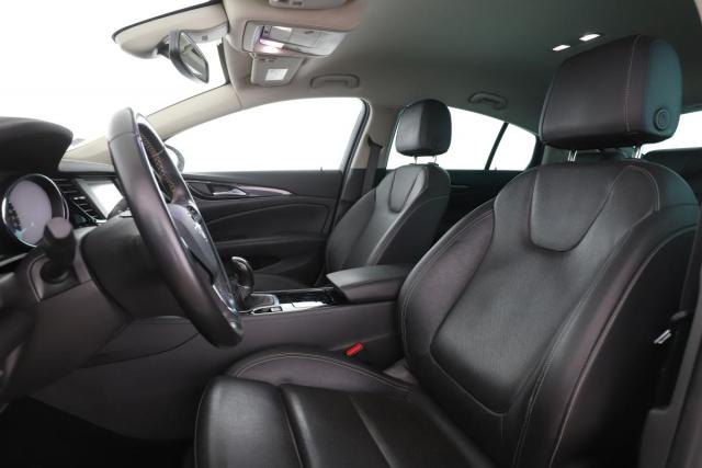 Opel Insignia image 9