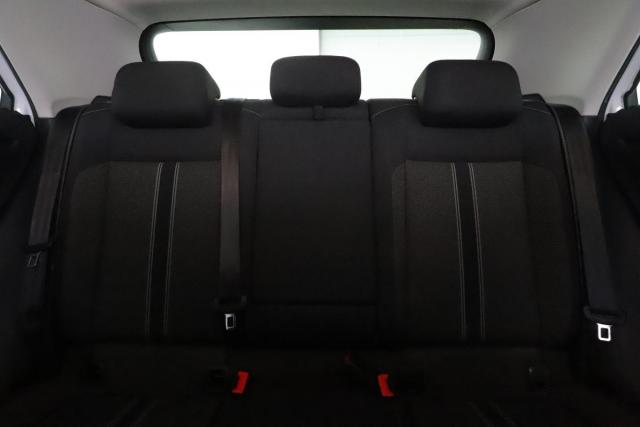 Volkswagen T-Roc image 3