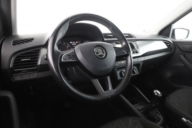 Skoda Fabia image 5