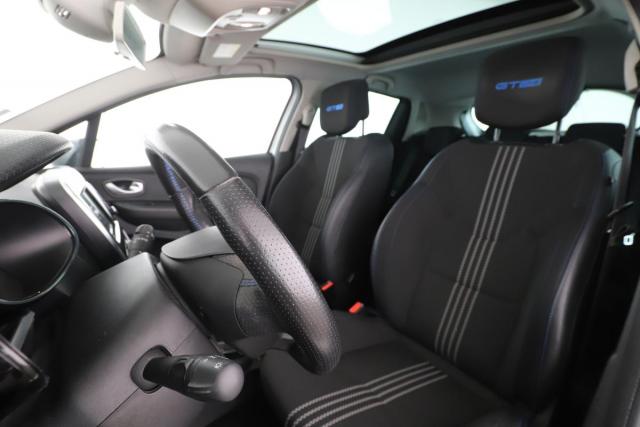 Renault Clio image 9