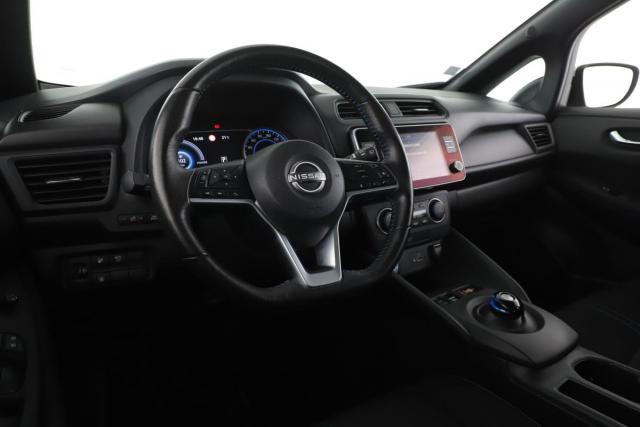 Nissan Leaf image 9