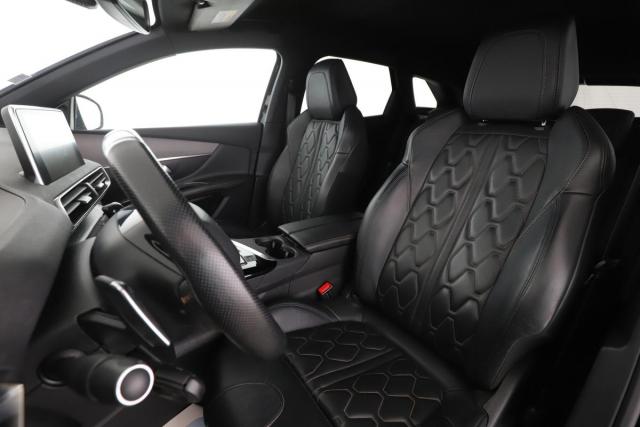 Peugeot 3008 image 3