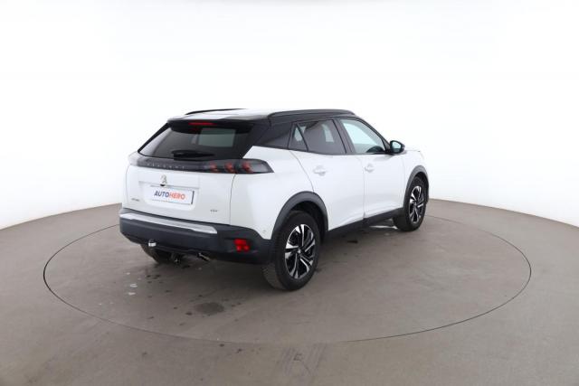 Peugeot 2008 image 8