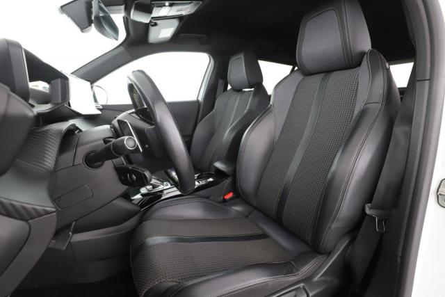 Peugeot 2008 image 4