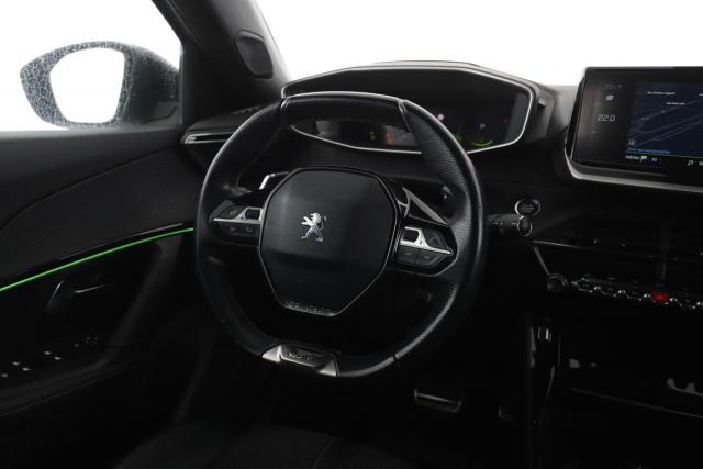 Peugeot 2008 image 6