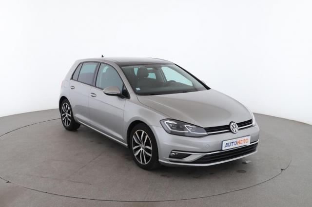 Volkswagen Golf image 8