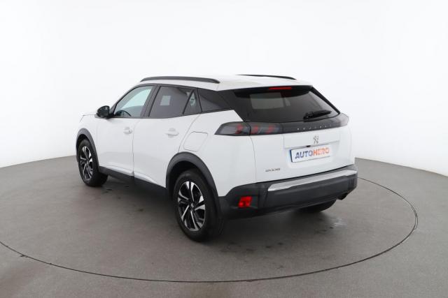 Peugeot 2008 image 8