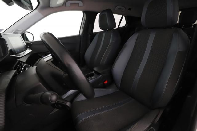 Peugeot 2008 image 3