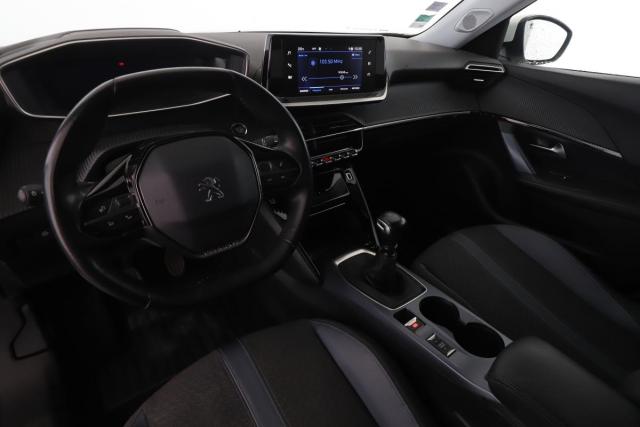 Peugeot 2008 image 7