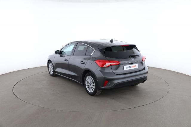 Ford Focus image 9