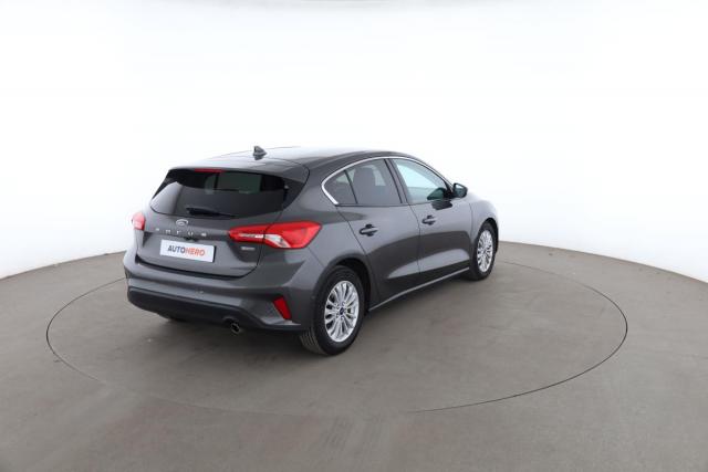 Ford Focus image 8